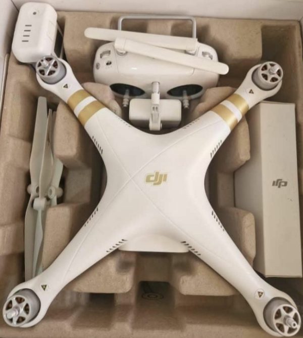 هلی شات فانتوم 3 پرو DJI Phantom 3 Pro کارکرده ( در حد چند پرواز )