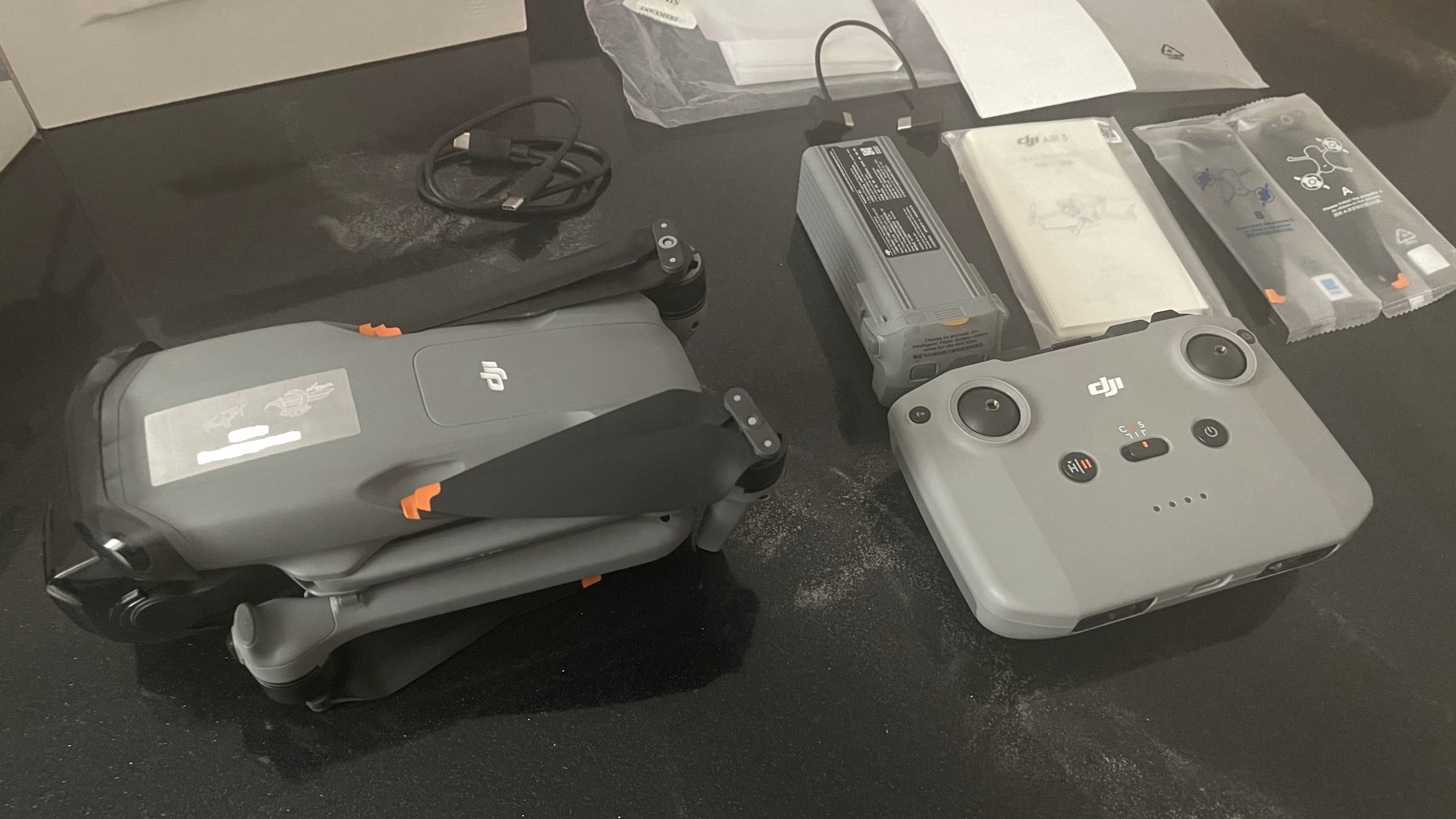 پهپاد ایر 3 - DJI Air 3 نو (فقط در حد چند تا پرواز)