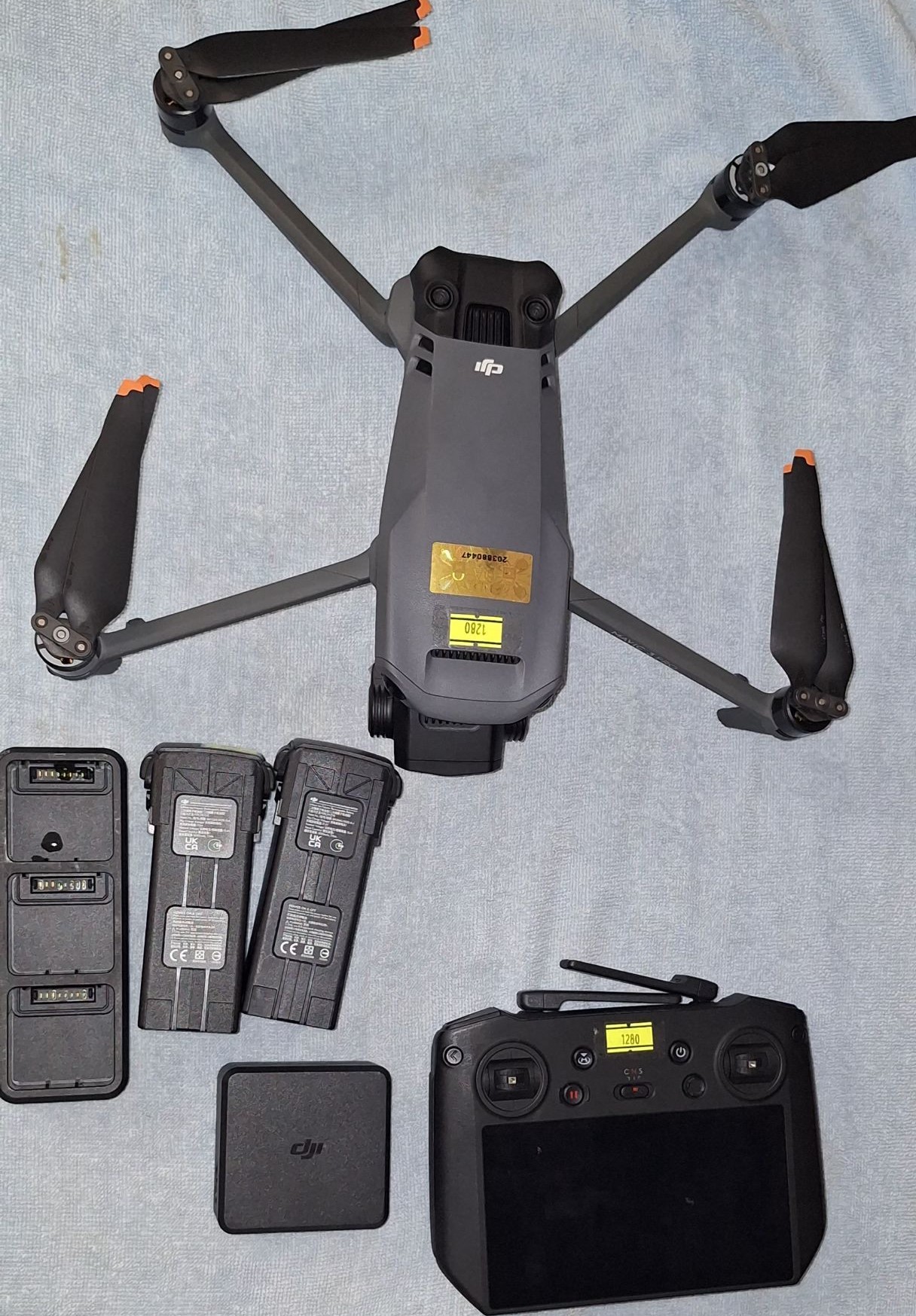 پهپاد مویک 3 پرو DJI Mavic 3 Pro نو (فقط در حد چند تا پرواز)